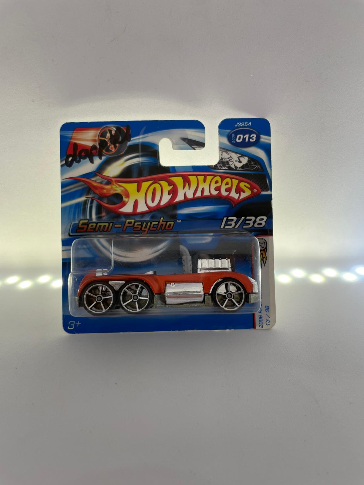 Hot Wheels Bread Box (White)